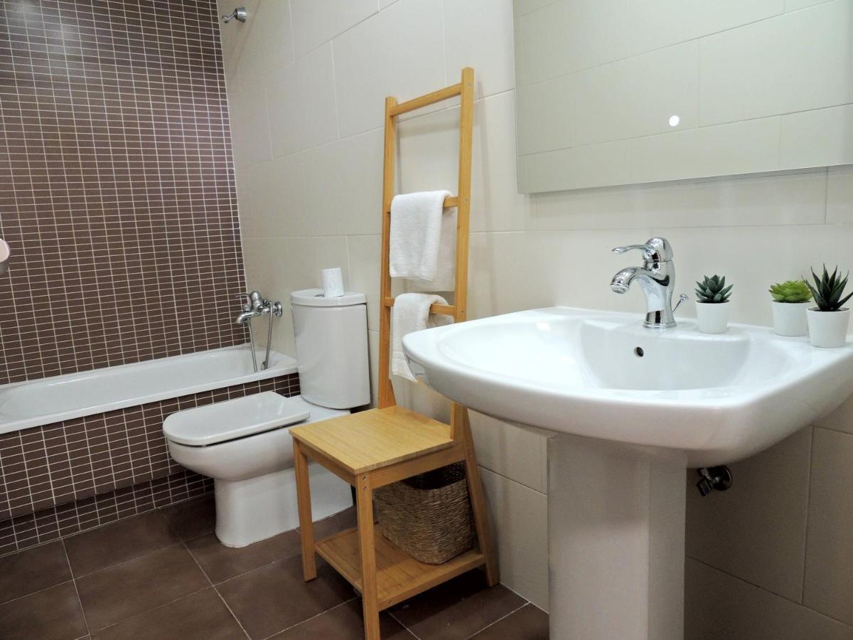 Casa Aurea-Apartamento Zona Antigua,Parking Y Wifi By Delabra Apartments اوفيدو المظهر الخارجي الصورة