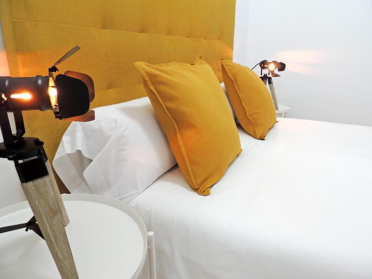 Casa Aurea-Apartamento Zona Antigua,Parking Y Wifi By Delabra Apartments اوفيدو المظهر الخارجي الصورة